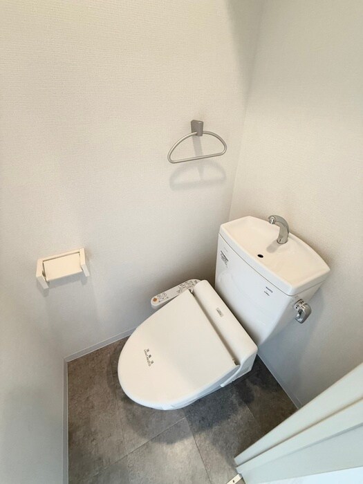 エルミタ－ジュ難波南Ⅴの物件内観写真