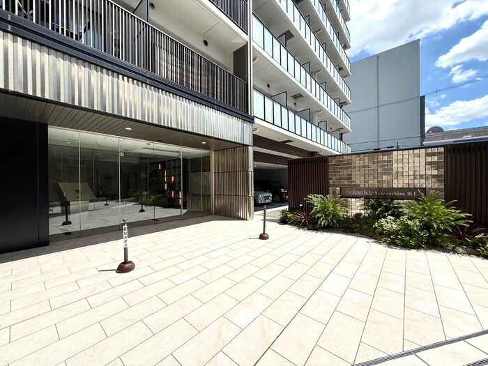 ｽﾌﾟﾗﾝﾃﾞｨｯﾄ中之島DUEの物件外観写真