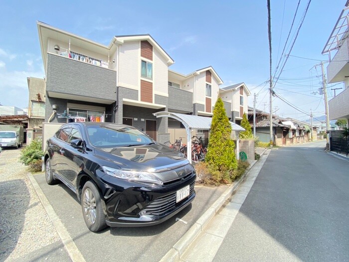 ソフテイルＳＩＸの物件外観写真