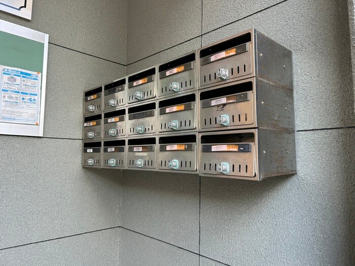 クリヨン宝塚の物件外観写真