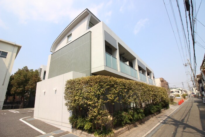 Murata Mansion Artist courtの物件外観写真