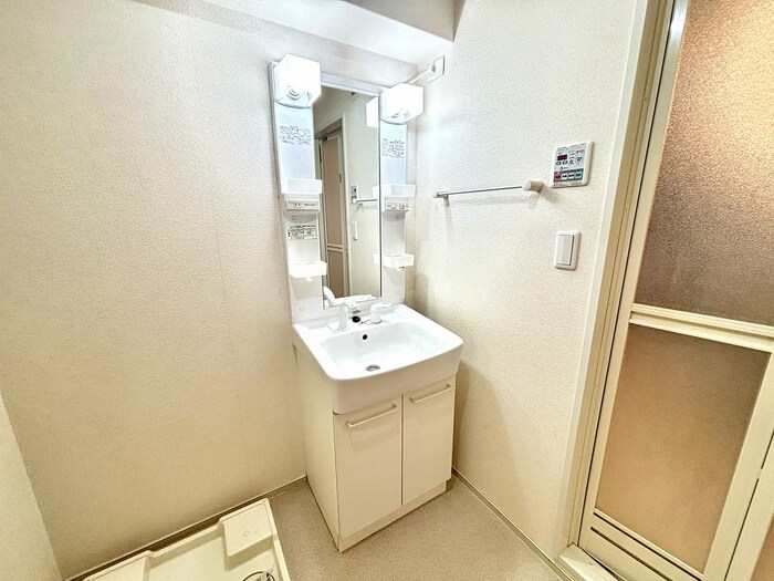 リバークロスの物件内観写真