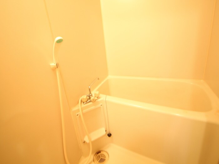 ラグジェレディＫ壱号館の物件内観写真