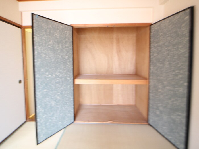 ラグジェレディＫ壱号館の物件内観写真