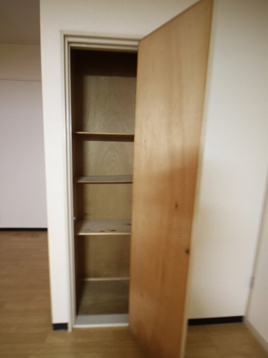 ラグジェレディＫ壱号館の物件内観写真