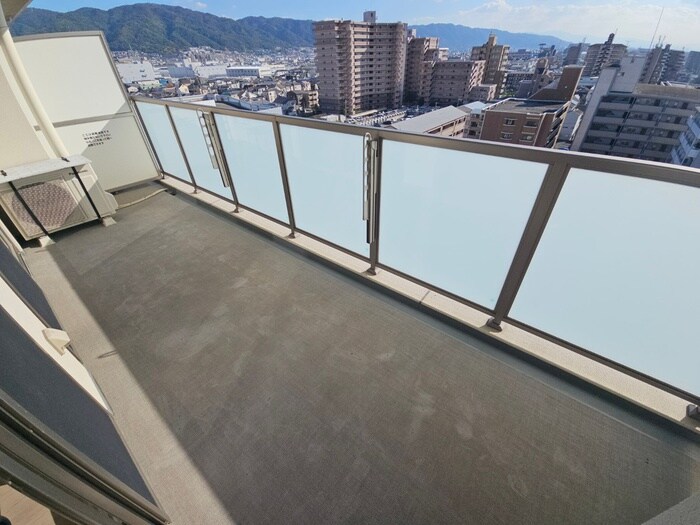 ｼｬﾙﾏﾝﾌｼﾞｽﾏｰﾄﾖｼﾀｴｷﾏｴｽﾃｰｼｮﾝﾌﾞﾗｲﾄの物件内観写真