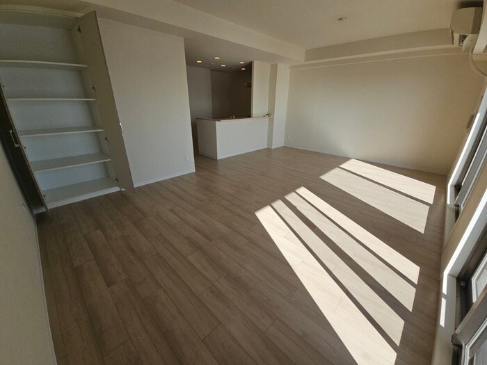 ｼｬﾙﾏﾝﾌｼﾞｽﾏｰﾄﾖｼﾀｴｷﾏｴｽﾃｰｼｮﾝﾌﾞﾗｲﾄの物件内観写真