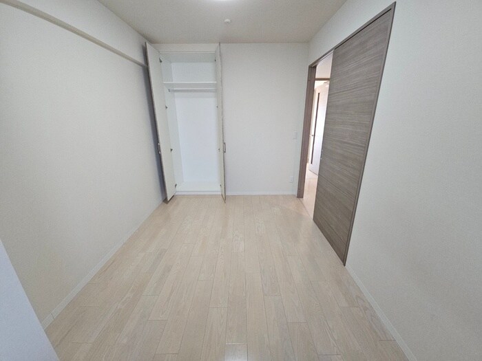 ｼｬﾙﾏﾝﾌｼﾞｽﾏｰﾄﾖｼﾀｴｷﾏｴｽﾃｰｼｮﾝﾌﾞﾗｲﾄの物件内観写真