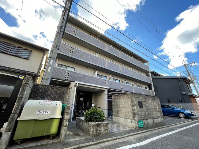 ＣＯＲＥ竹園の物件外観写真