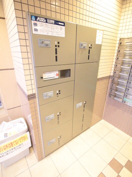 コーナーズ・ビルディングの物件外観写真