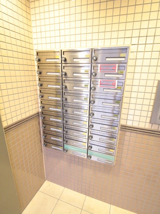 コーナーズ・ビルディングの物件外観写真