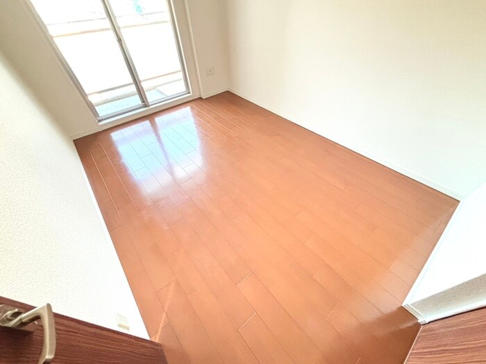 ルクシ－ル伊丹の物件内観写真