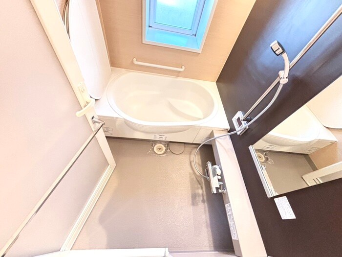 ルクシ－ル伊丹の物件内観写真