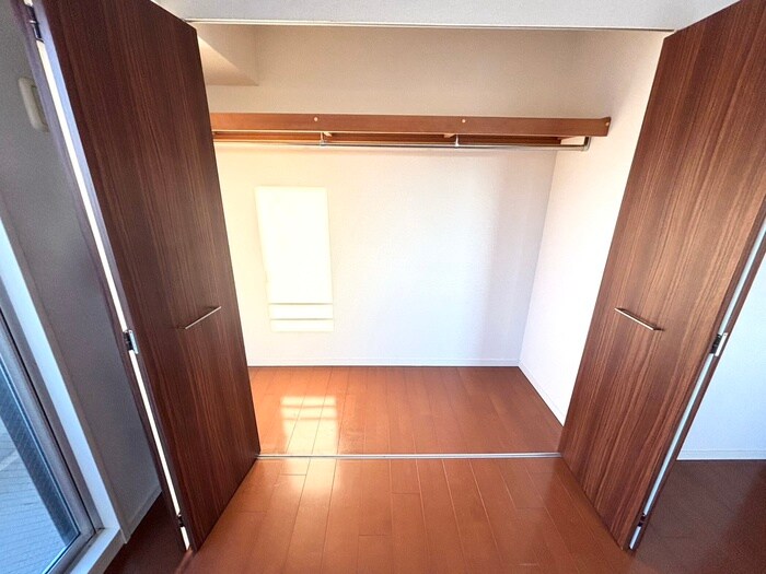 ルクシ－ル伊丹の物件内観写真