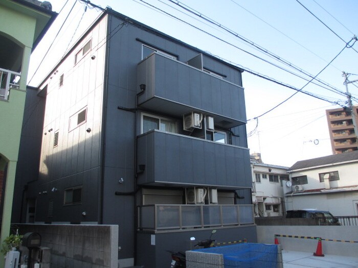 クリアエスト尼崎の物件外観写真