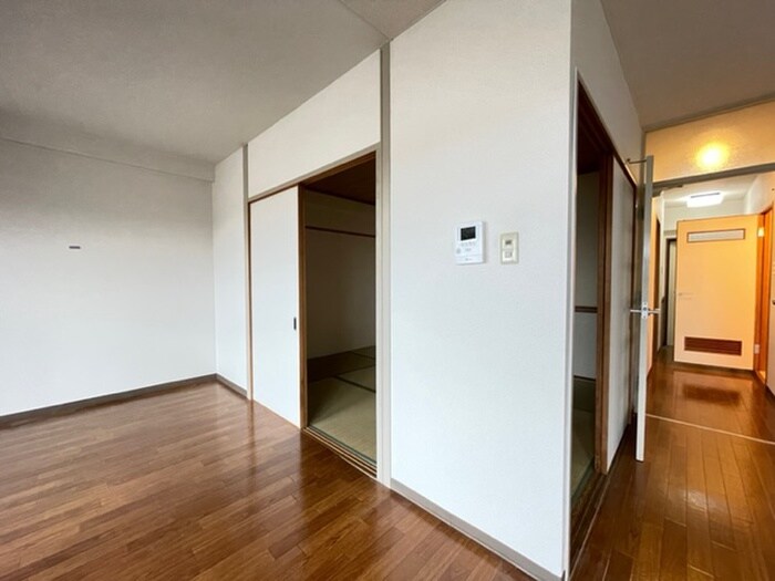 バーンフリート寝屋川の物件内観写真