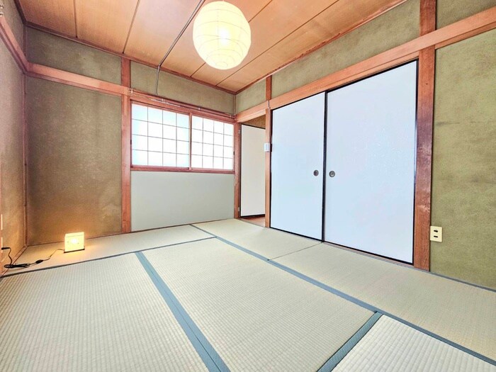 丘の上にある春のLa tortaの物件内観写真