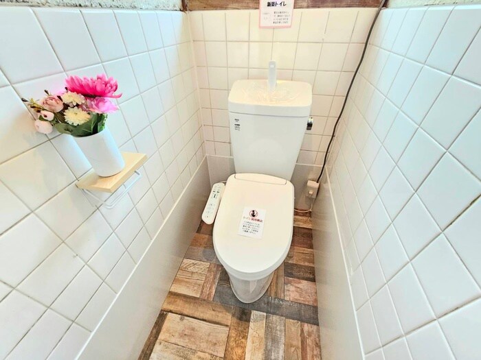 丘の上にある春のLa tortaの物件内観写真