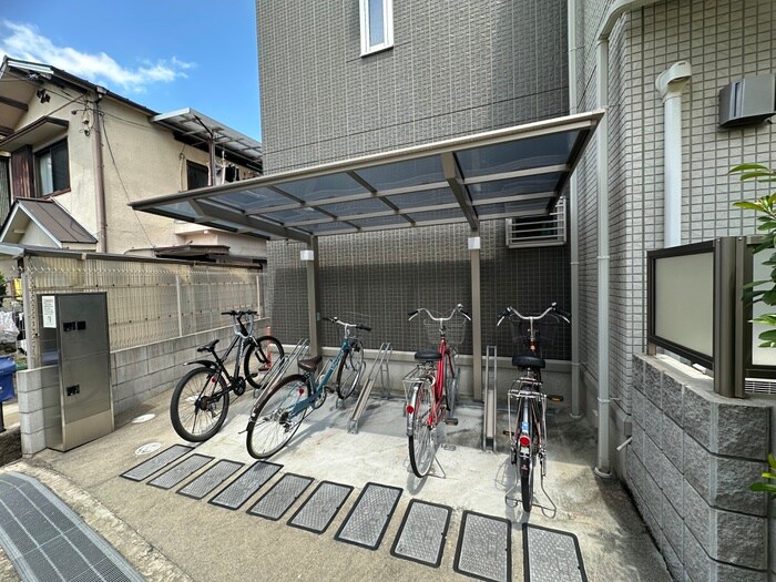 パレ ブロンの物件外観写真