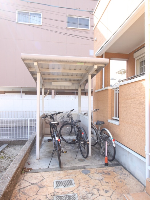 ハぁピネスの物件外観写真