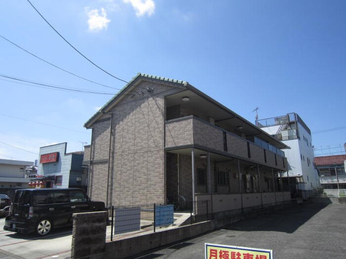 ロイヤルシティーの物件外観写真