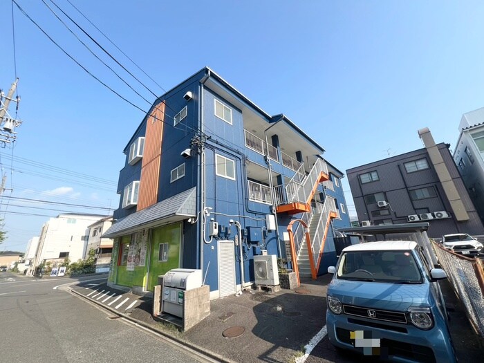 フロ－ラル二瀬の物件外観写真