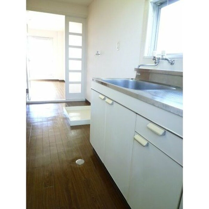 フロ－ラル二瀬の物件内観写真