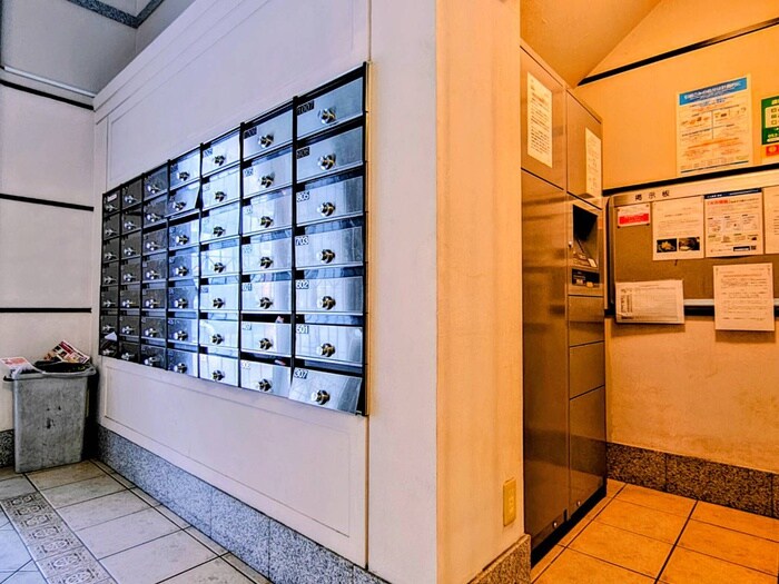 ＡＨビルの物件外観写真