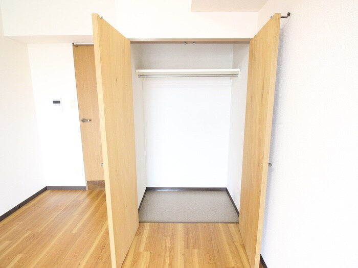 プロビデンス桜山の物件内観写真