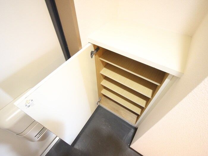 プロビデンス桜山の物件内観写真