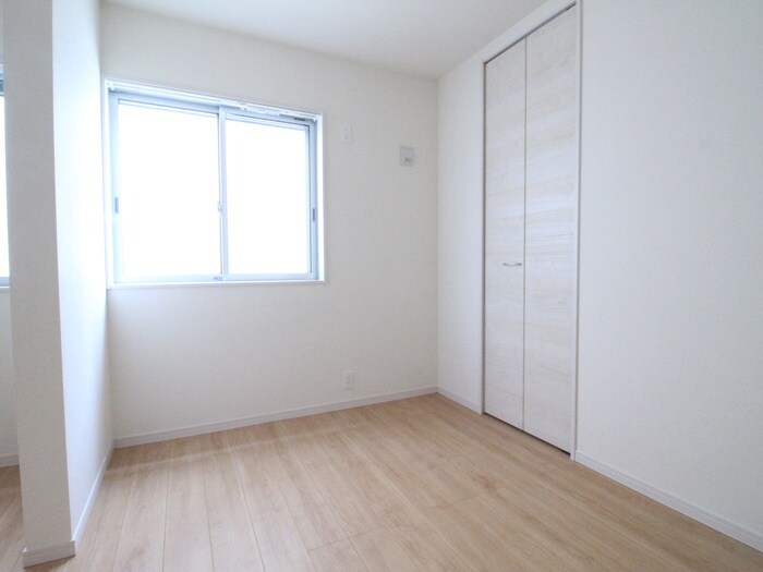 宿跡町戸建Westの物件内観写真