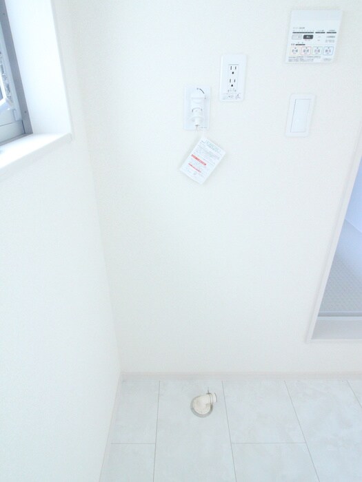 宿跡町戸建Westの物件内観写真