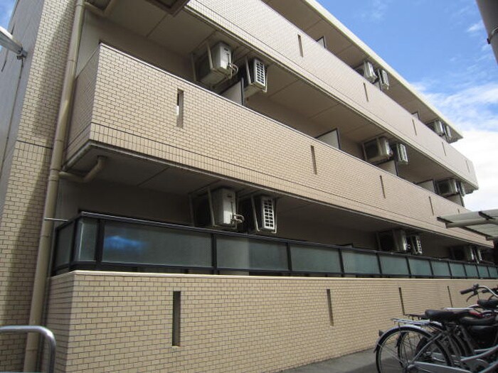 マンション菜の花の物件外観写真