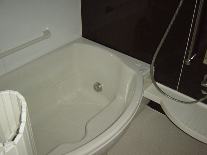 ベレ－サ鶴舞公園の物件内観写真