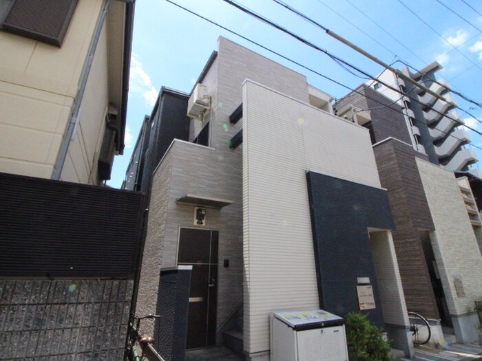 Ｃａｔｈｂｈａｒｒ　車道の物件外観写真