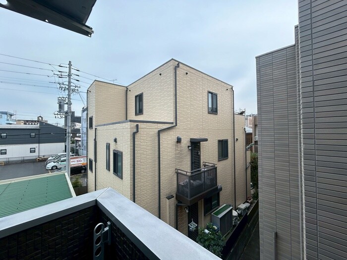 Ｃａｔｈｂｈａｒｒ　車道の物件内観写真