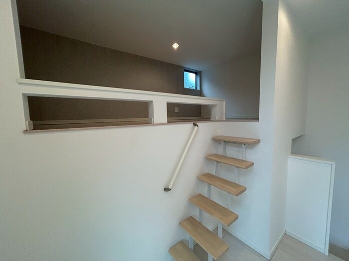 Ｃａｔｈｂｈａｒｒ　車道の物件内観写真