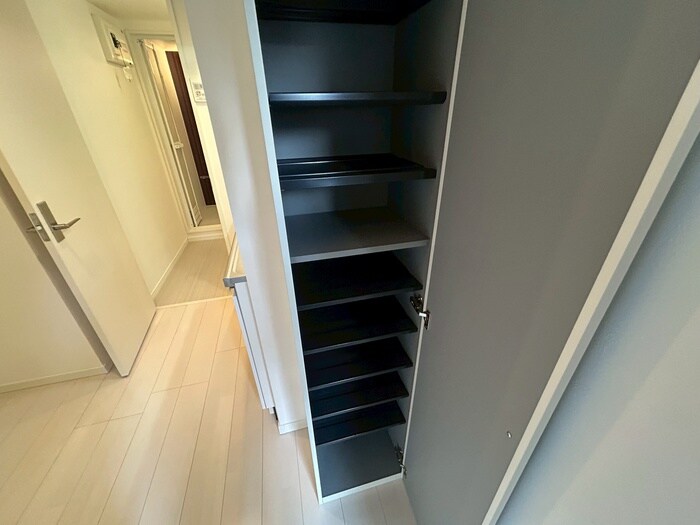 Ｃａｔｈｂｈａｒｒ　車道の物件内観写真