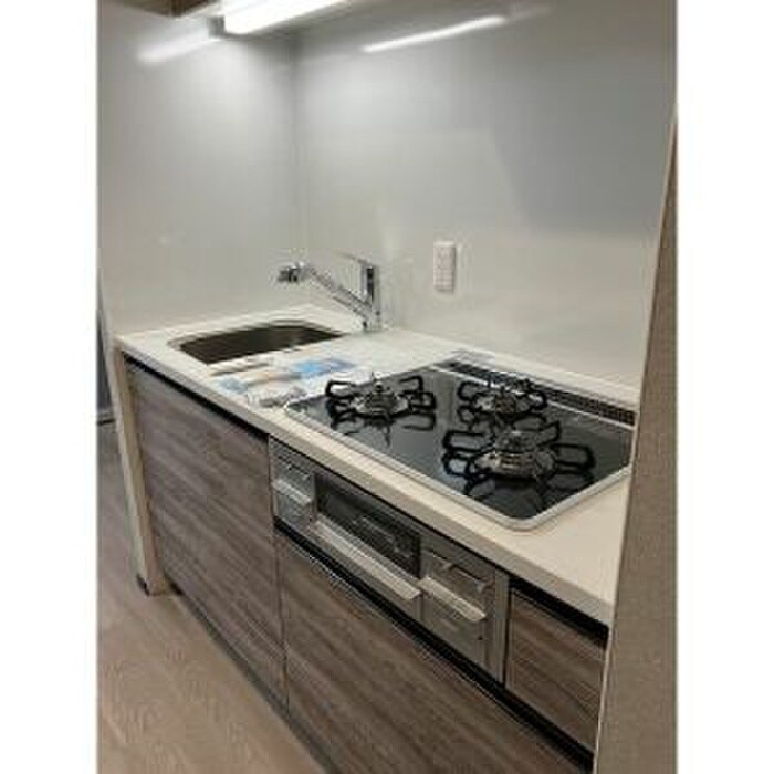 ﾌﾟﾚｻﾝｽﾛｼﾞｪ名古屋駅前(1403)の物件内観写真