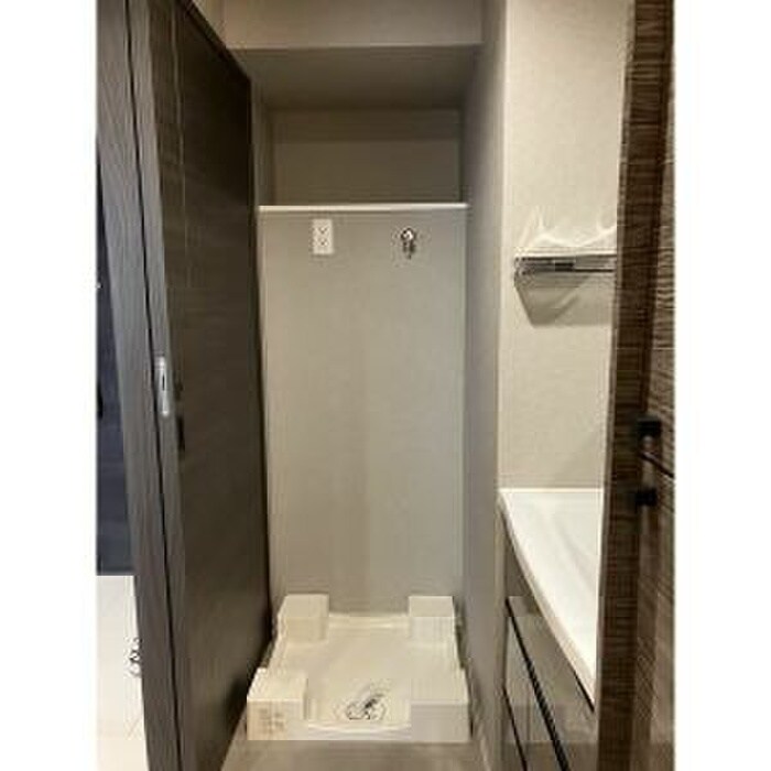 ﾌﾟﾚｻﾝｽﾛｼﾞｪ名古屋駅前(1403)の物件内観写真