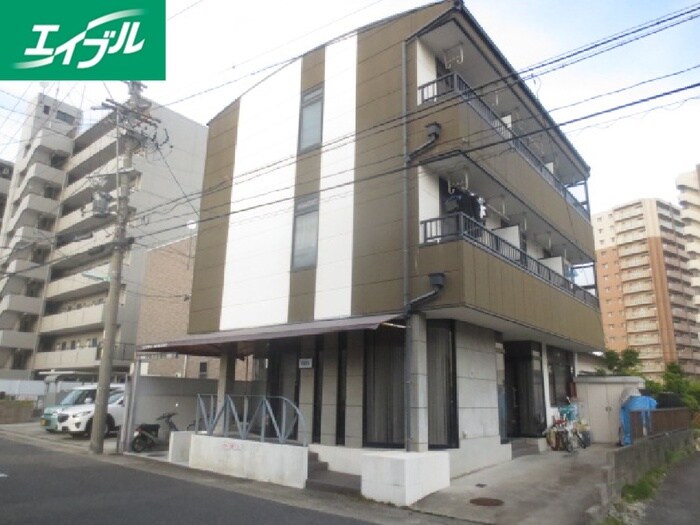 アルファ野並の物件外観写真