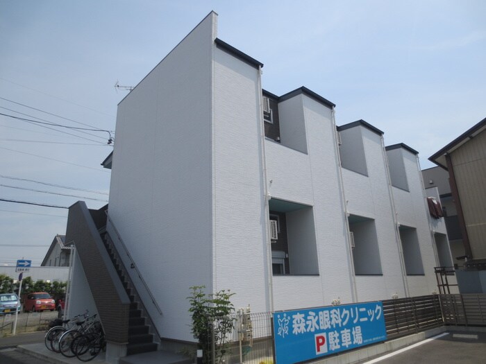 レインボーティアラの物件外観写真