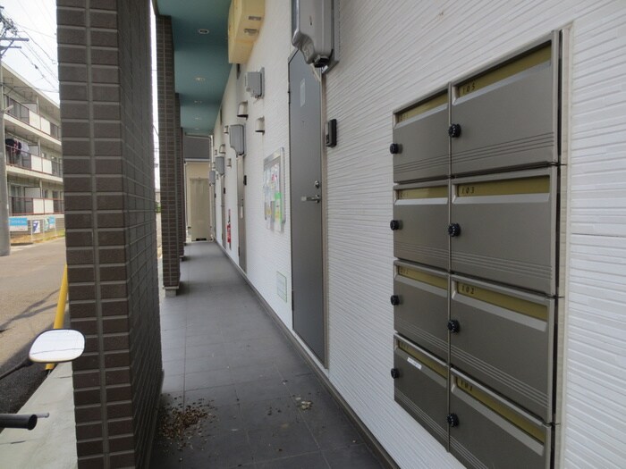 レインボーティアラの物件外観写真