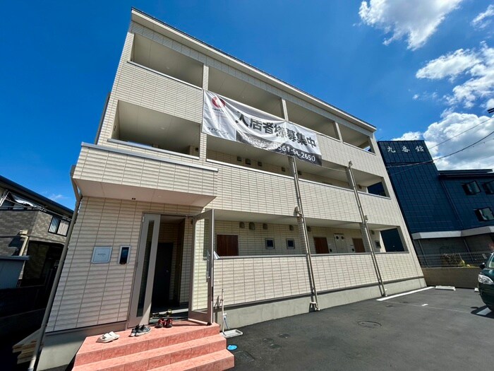 マーベルの物件外観写真