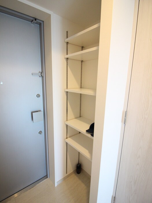 ルネフラッツ名駅西の物件内観写真