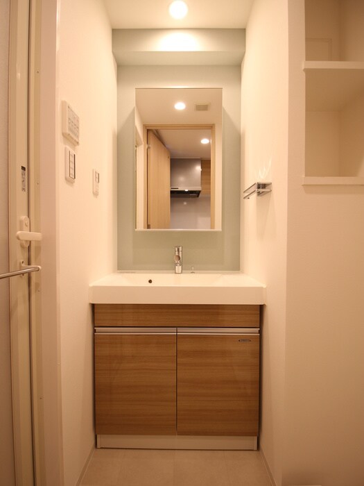 ルネフラッツ名駅西の物件内観写真