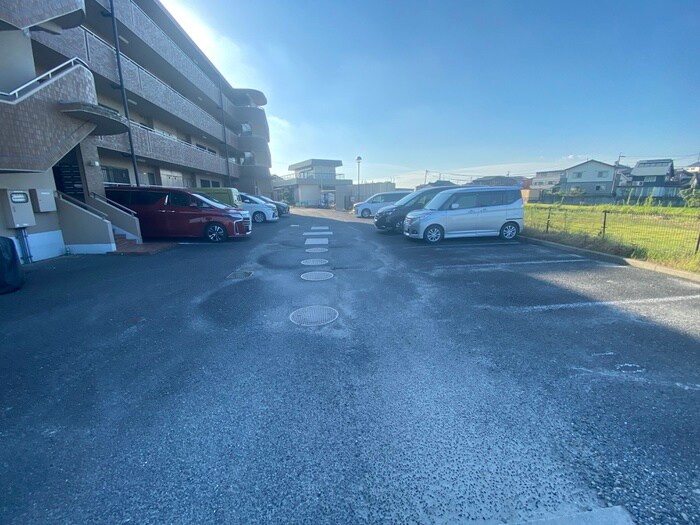 Ｋ・Ｒ・Ｔの物件外観写真