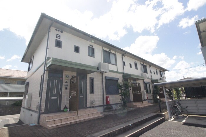 パナハイツクォーレの物件外観写真