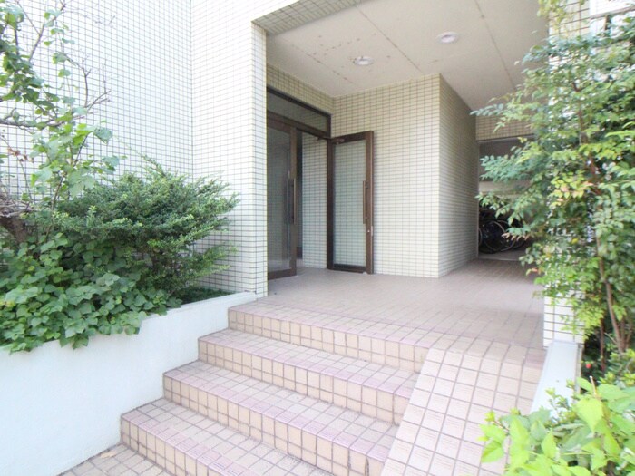 ハイライズ 鴨田の物件外観写真