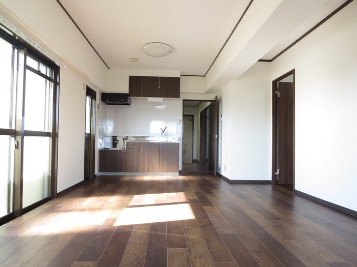 ハイライズ 鴨田の物件内観写真
